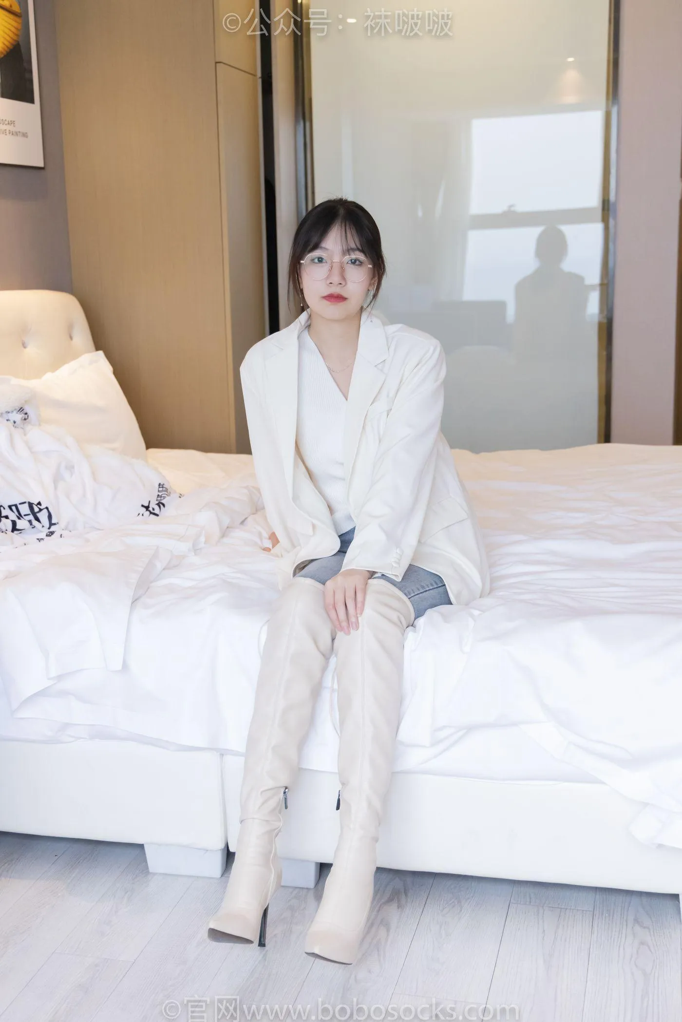 [BoBoSocks袜啵啵]NO.050 小甜豆-高跟长靴、白棉袜 [175P]插图1
